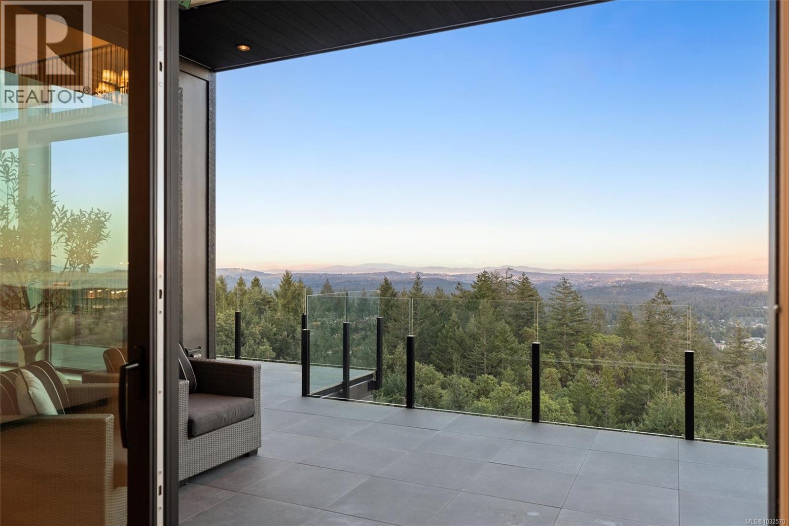  2371 Lairds Gate, Langford