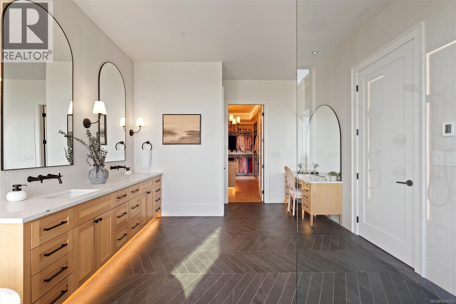  2371 Lairds Gate, Langford