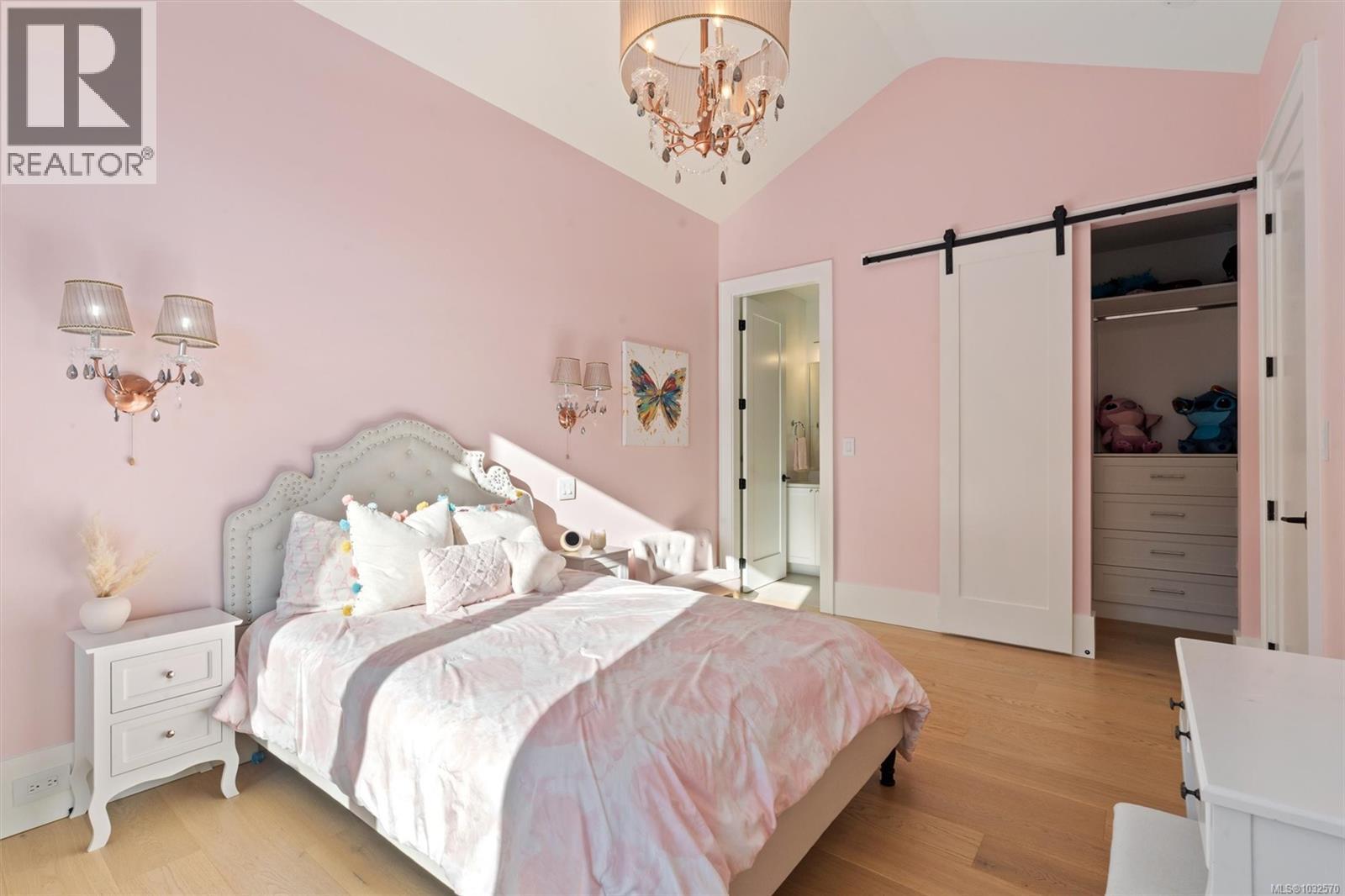  2371 Lairds Gate, Langford