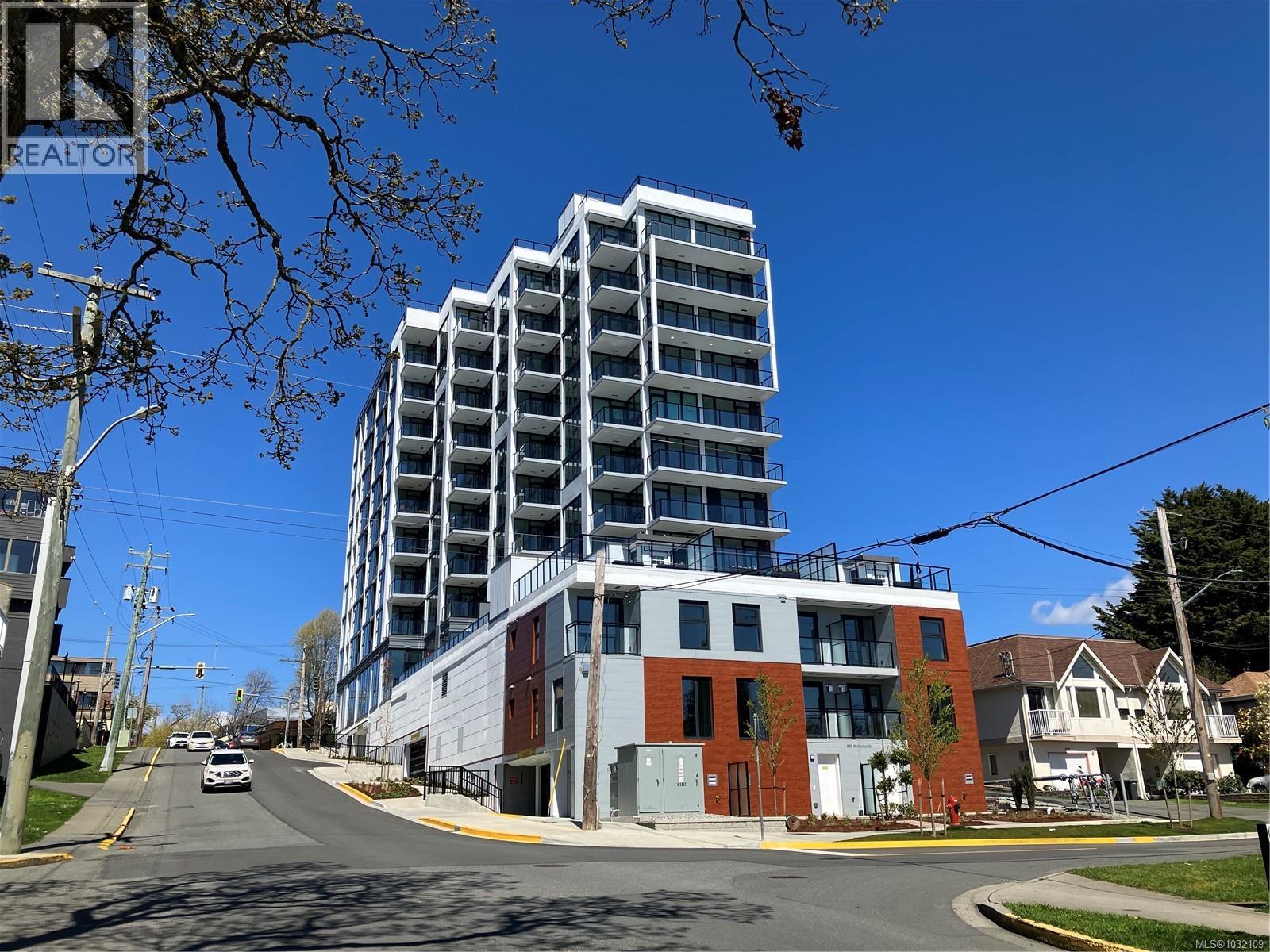 202 899 Esquimalt Road, Esquimalt