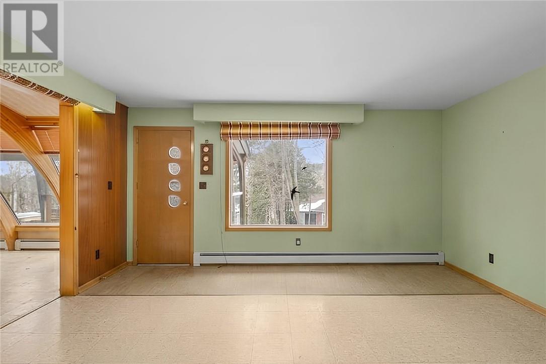 1279 Nesbitt Drive, Sudbury, Ontario, P3E4E9 — Photo 7