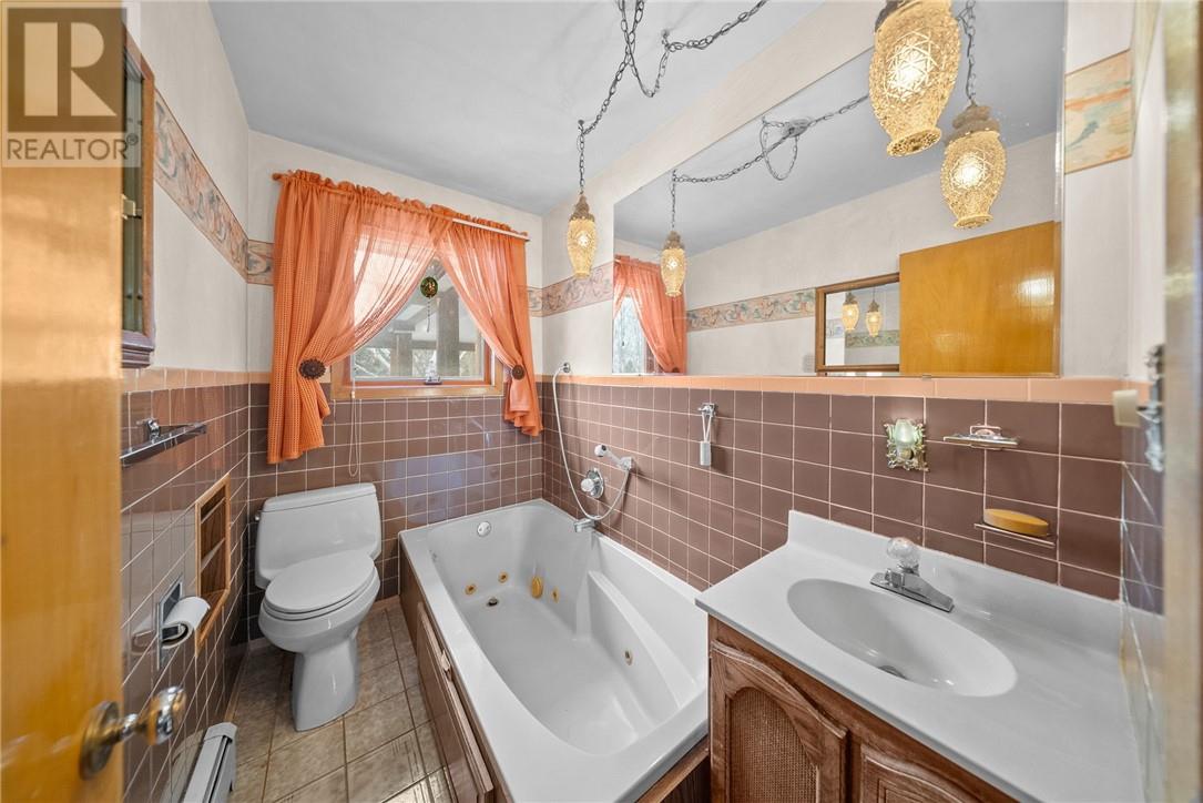 1279 Nesbitt Drive, Sudbury, Ontario, P3E4E9 — Photo 6