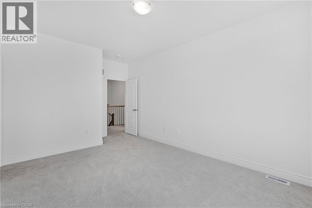 59 CUNNINGHAM Drive, Bradford West Gwillimbury, Ontario, L0G1B0 — Photo 8