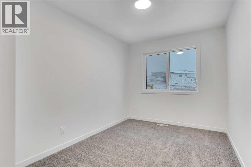 35 Heritage Heath, Cochrane