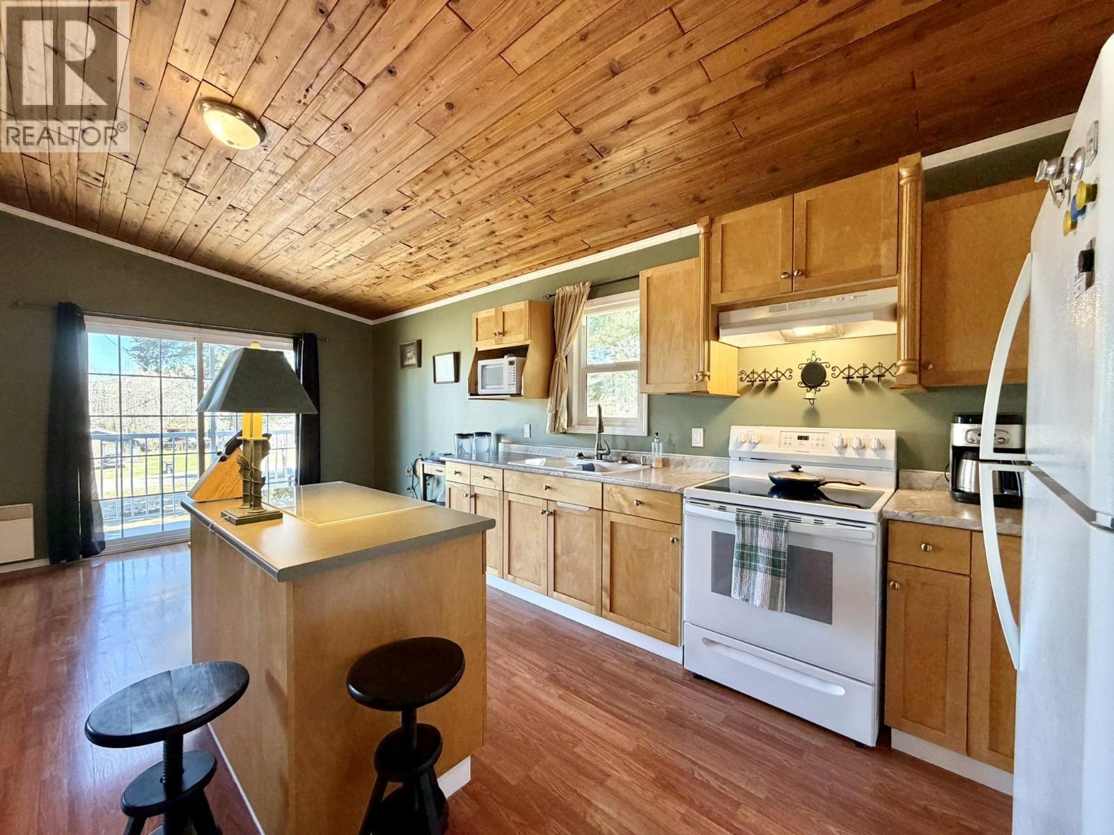 4994 DONSLEEQUA ROAD - 22