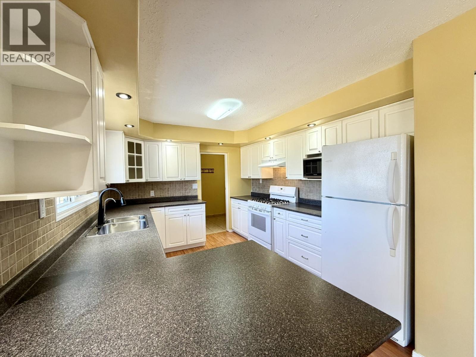 4994 DONSLEEQUA ROAD - 8