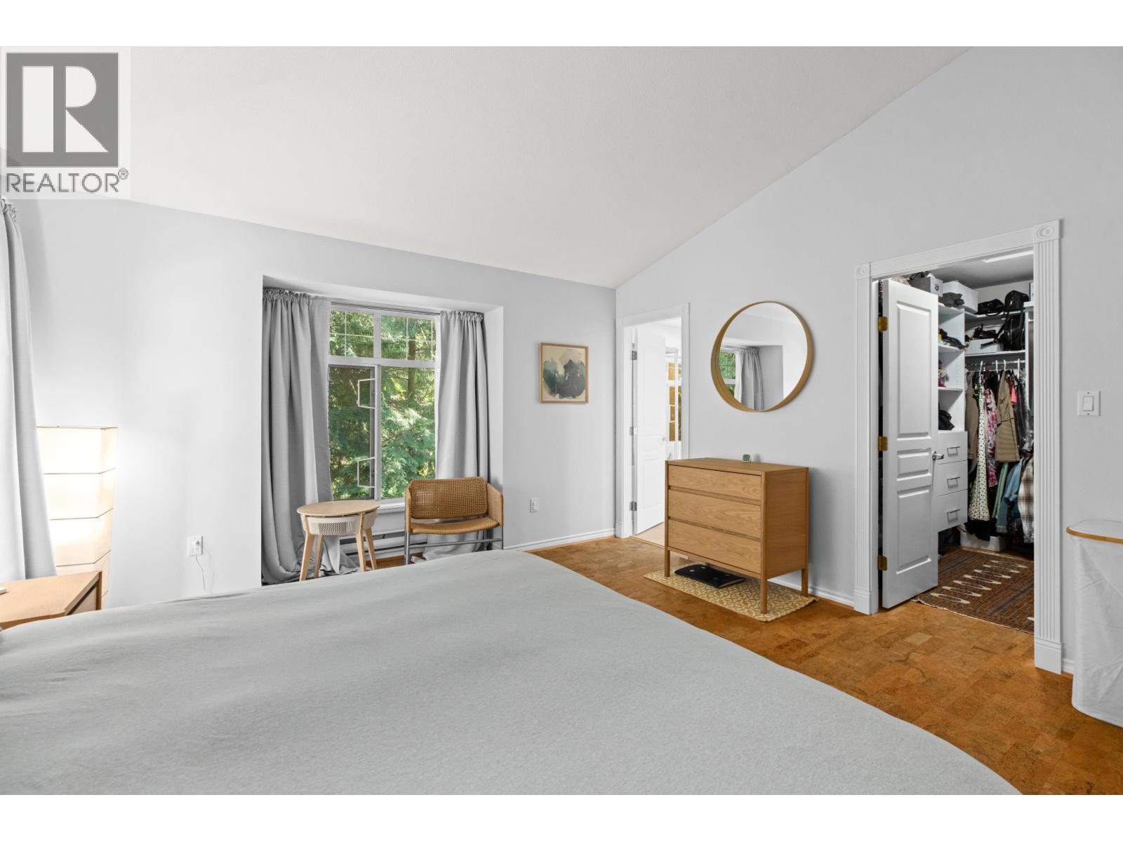 1188 STRATHAVEN DRIVE, North Vancouver