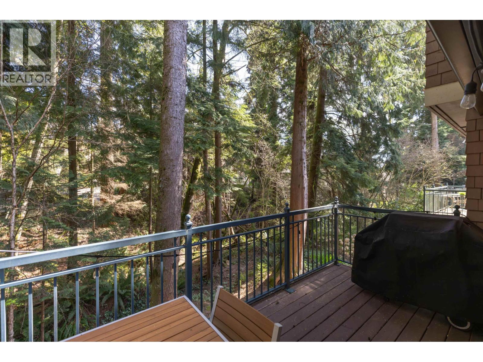 1188 STRATHAVEN DRIVE, North Vancouver