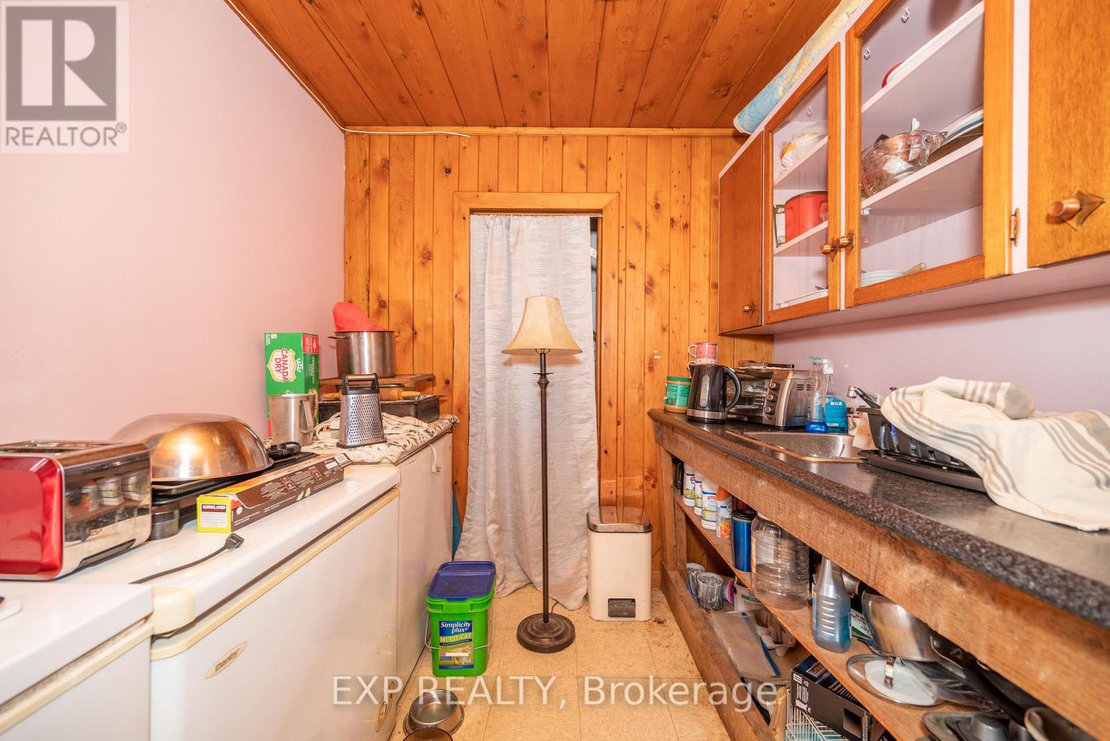 1197 LOWER SPRUCE HEDGE ROAD — photo 15