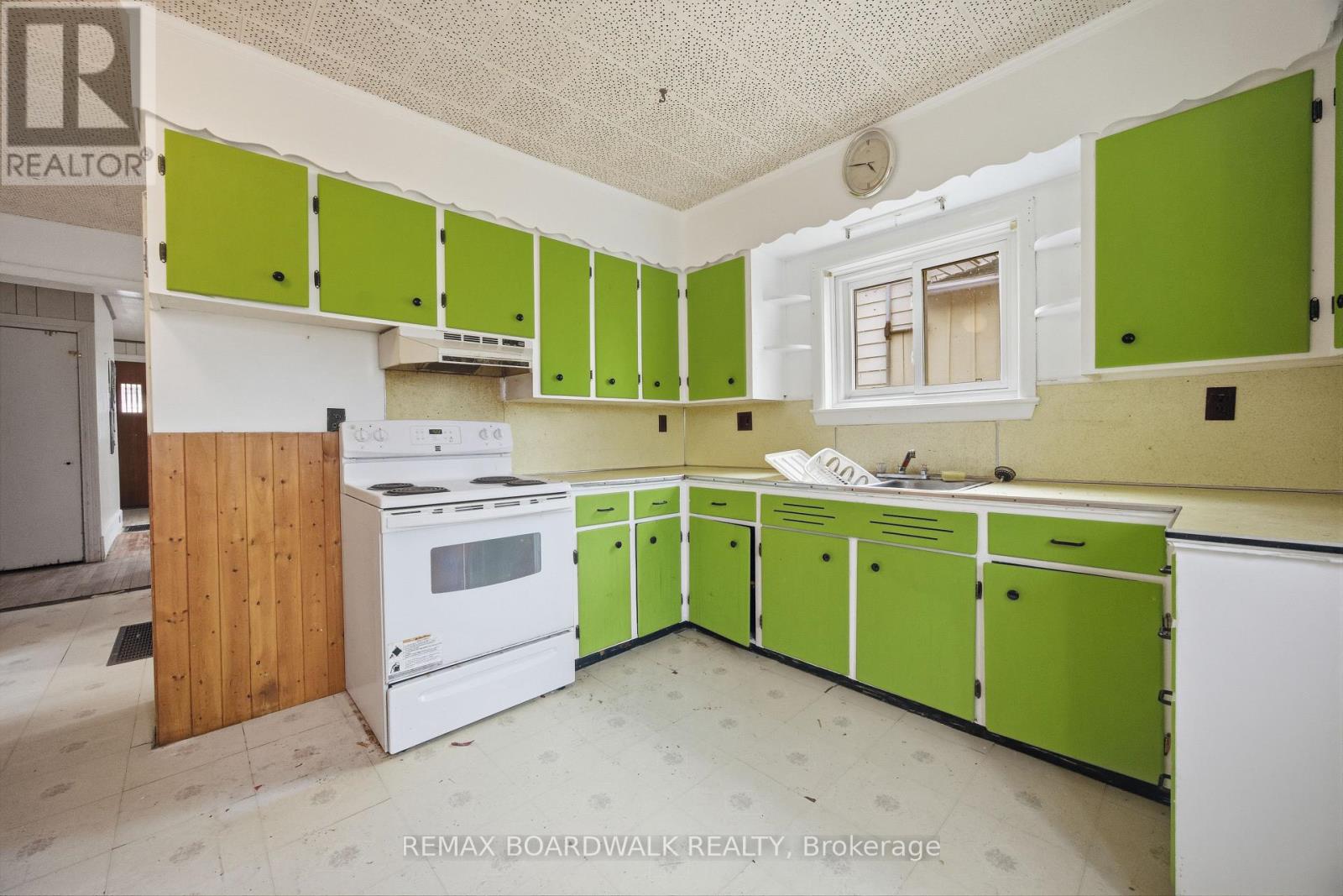 88 CHARLES STREET — photo 9