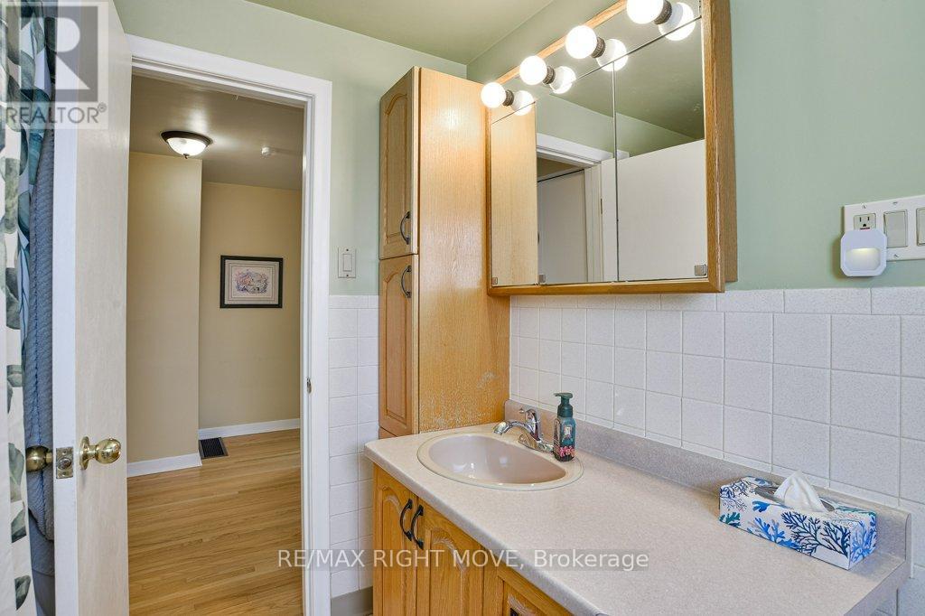 429 HIGHLAND AVENUE, Orillia, Ontario, L3V4E8 — Photo 19