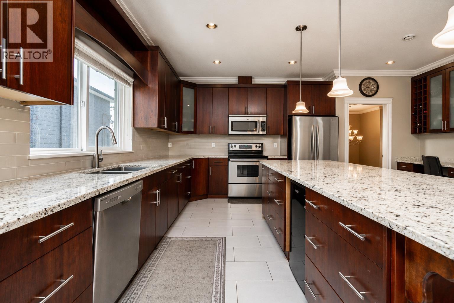 1935 BRUNETTE AVENUE, Coquitlam