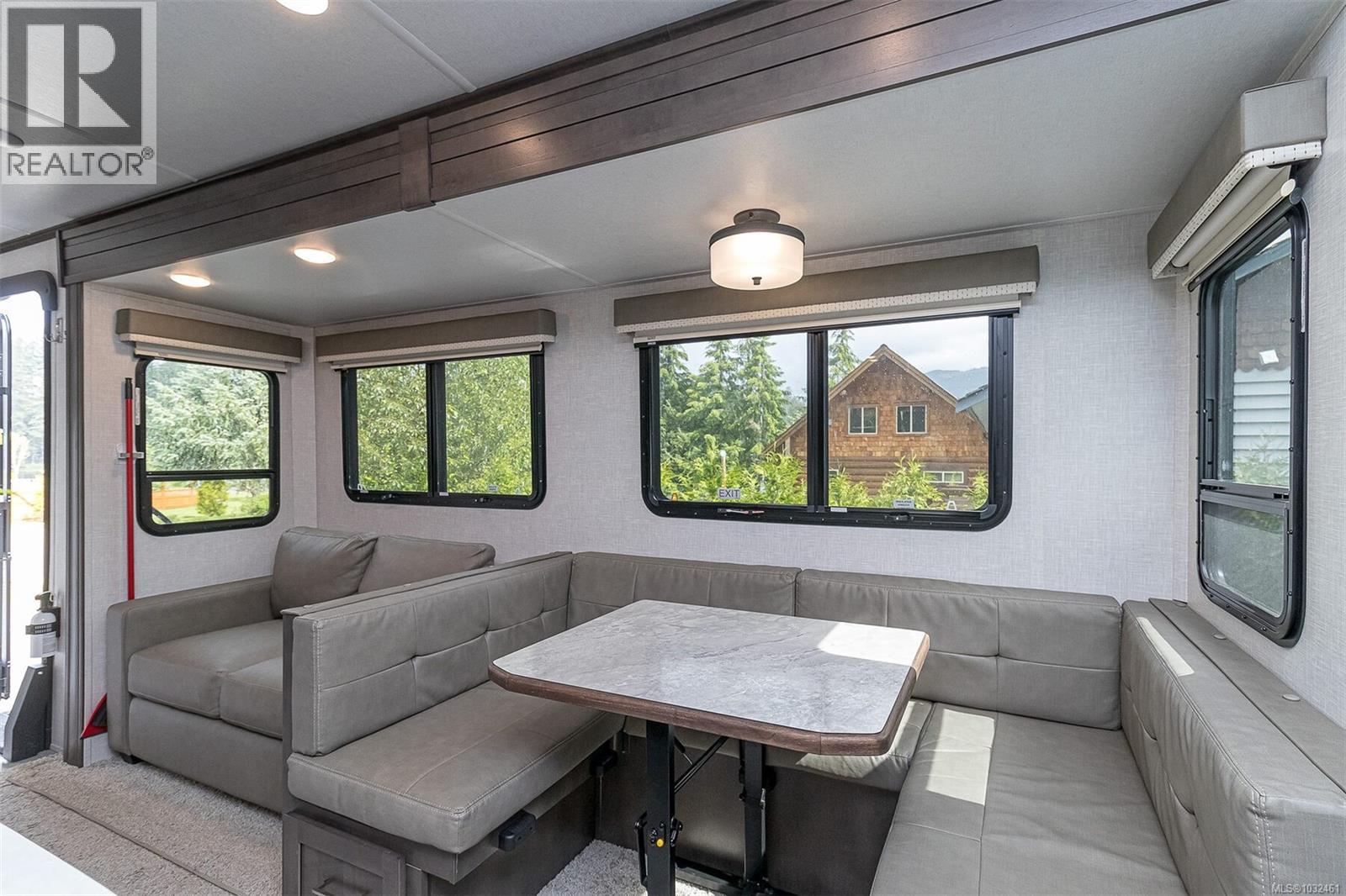 #5 8631 South Shore Rd - 9