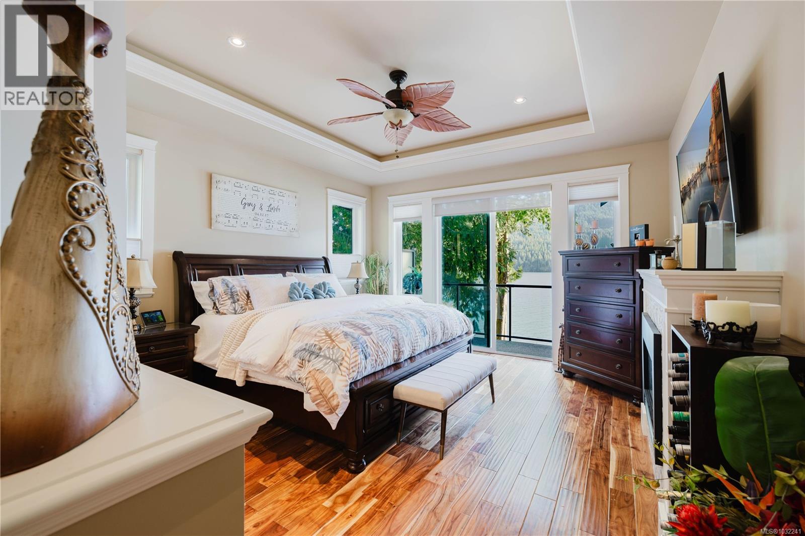  9686 Creekside Drive, Youbou