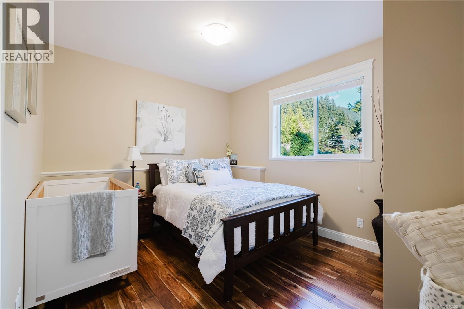  9686 Creekside Drive, Youbou