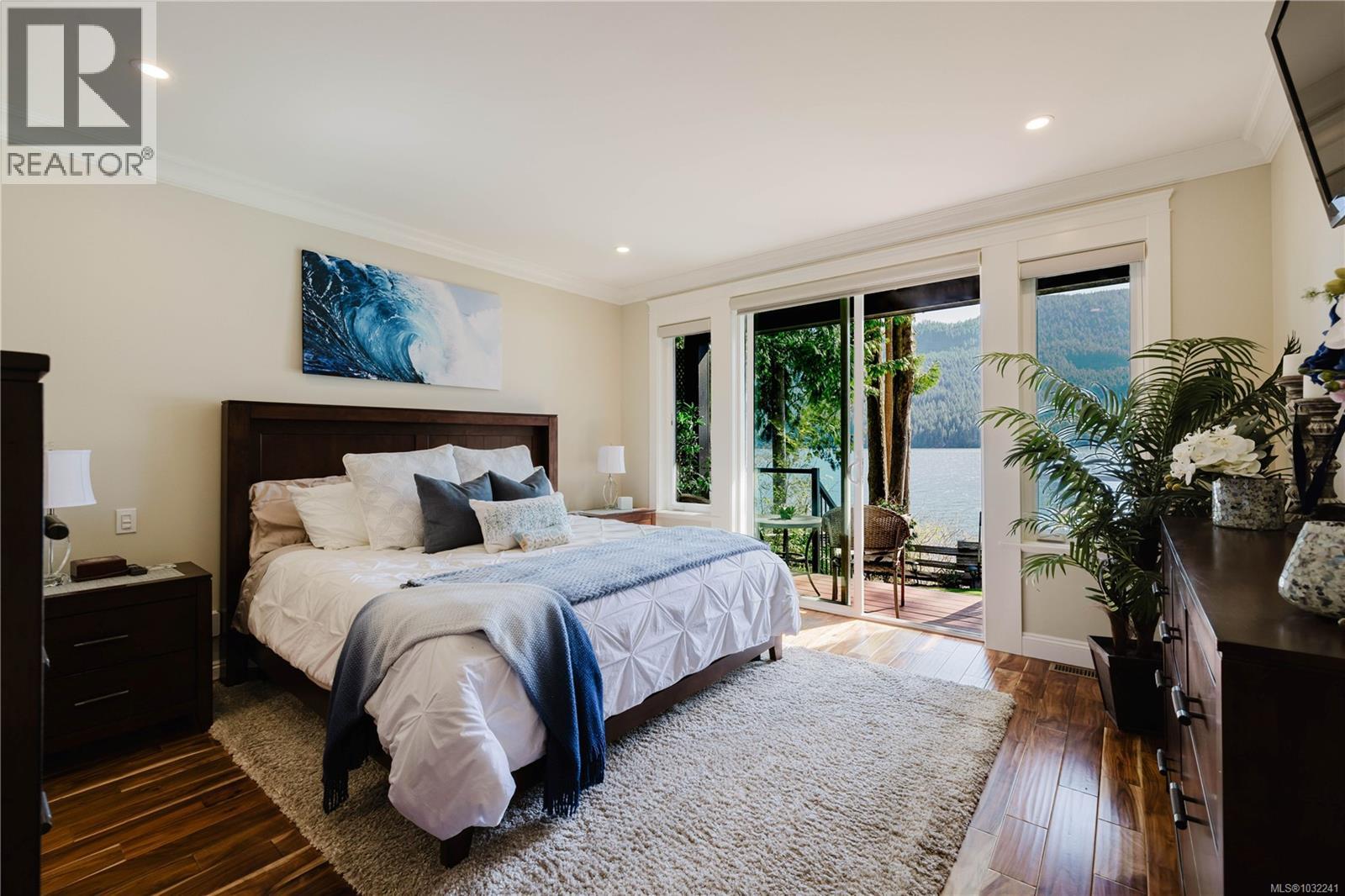  9686 Creekside Drive, Youbou