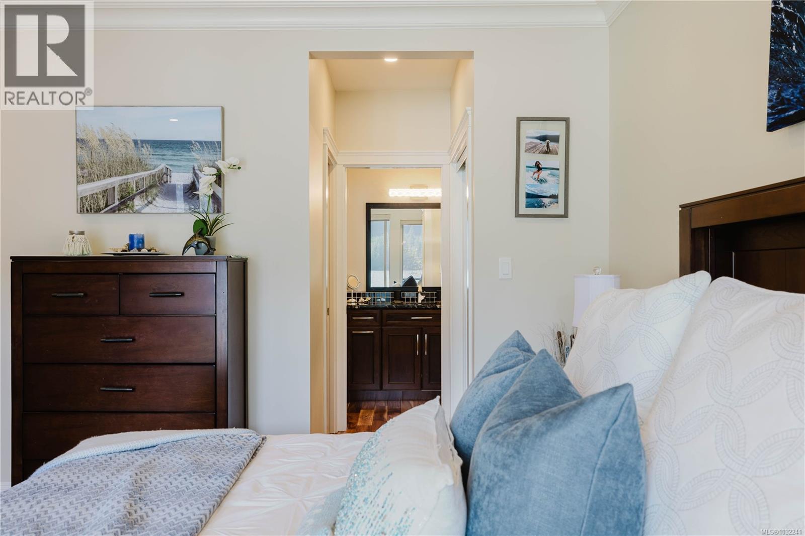  9686 Creekside Drive, Youbou