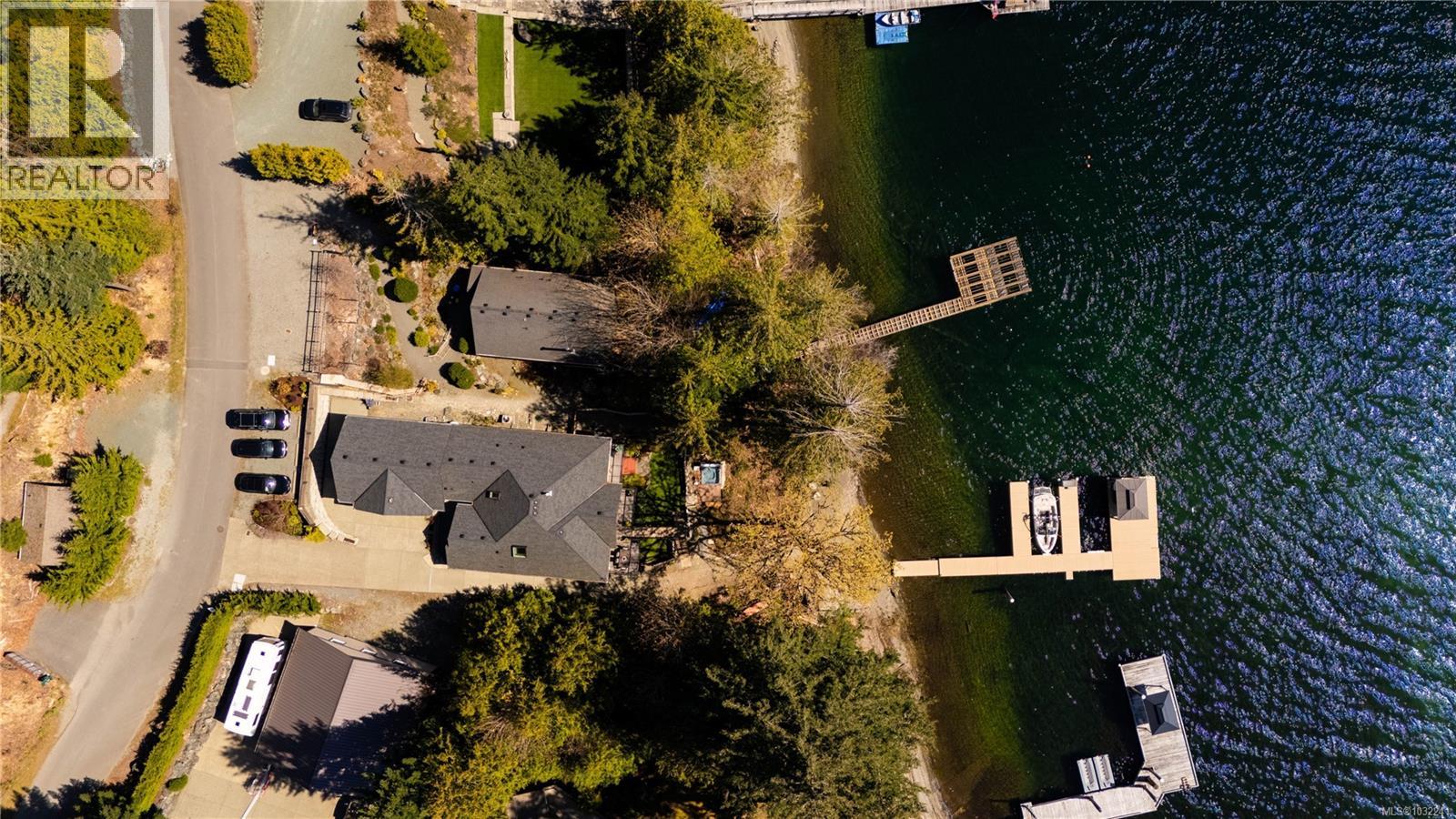  9686 Creekside Drive, Youbou