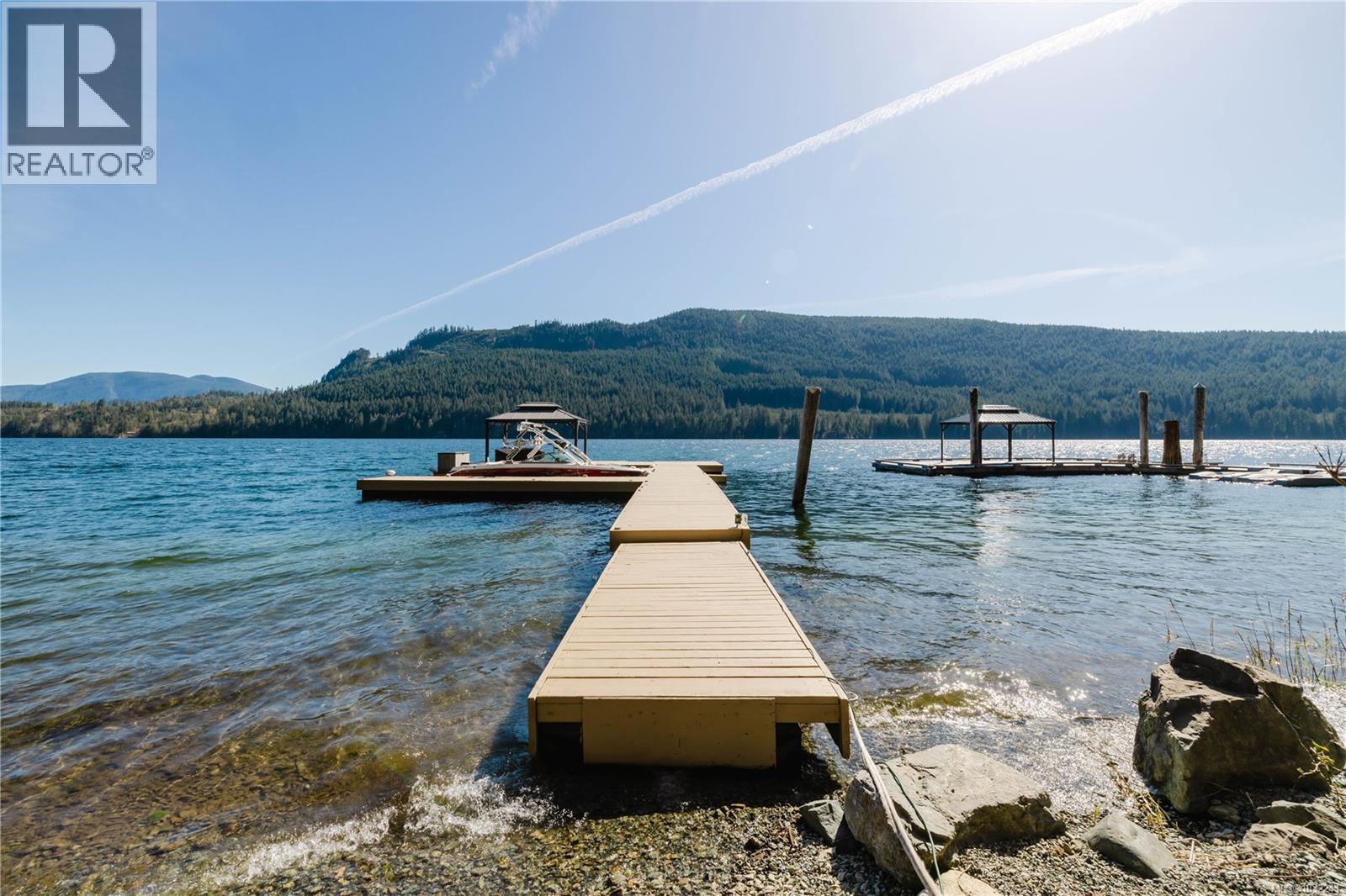  9686 Creekside Drive, Youbou