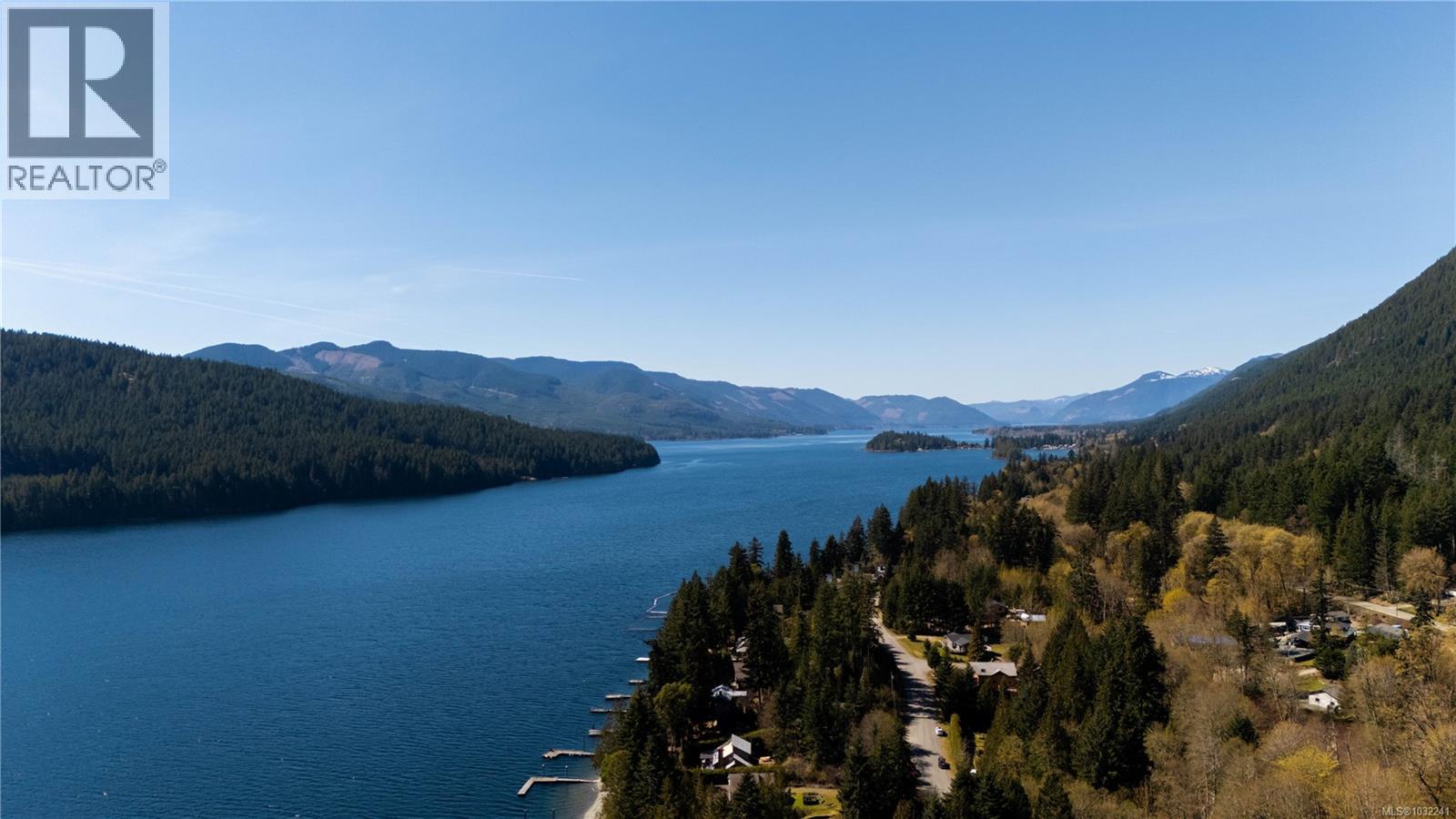  9686 Creekside Drive, Youbou