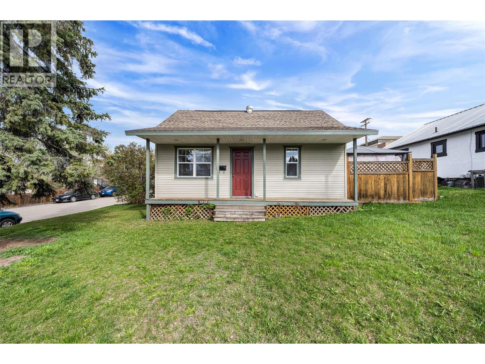 1915 33 Street, Vernon