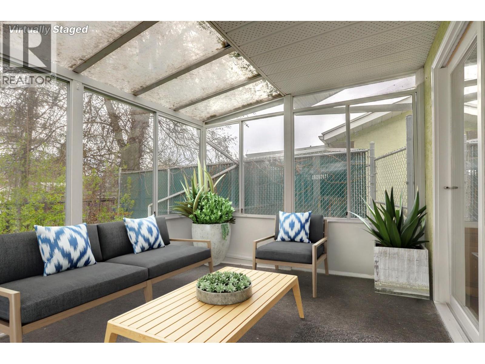 #2 2180 FLETCHER AVENUE - 21