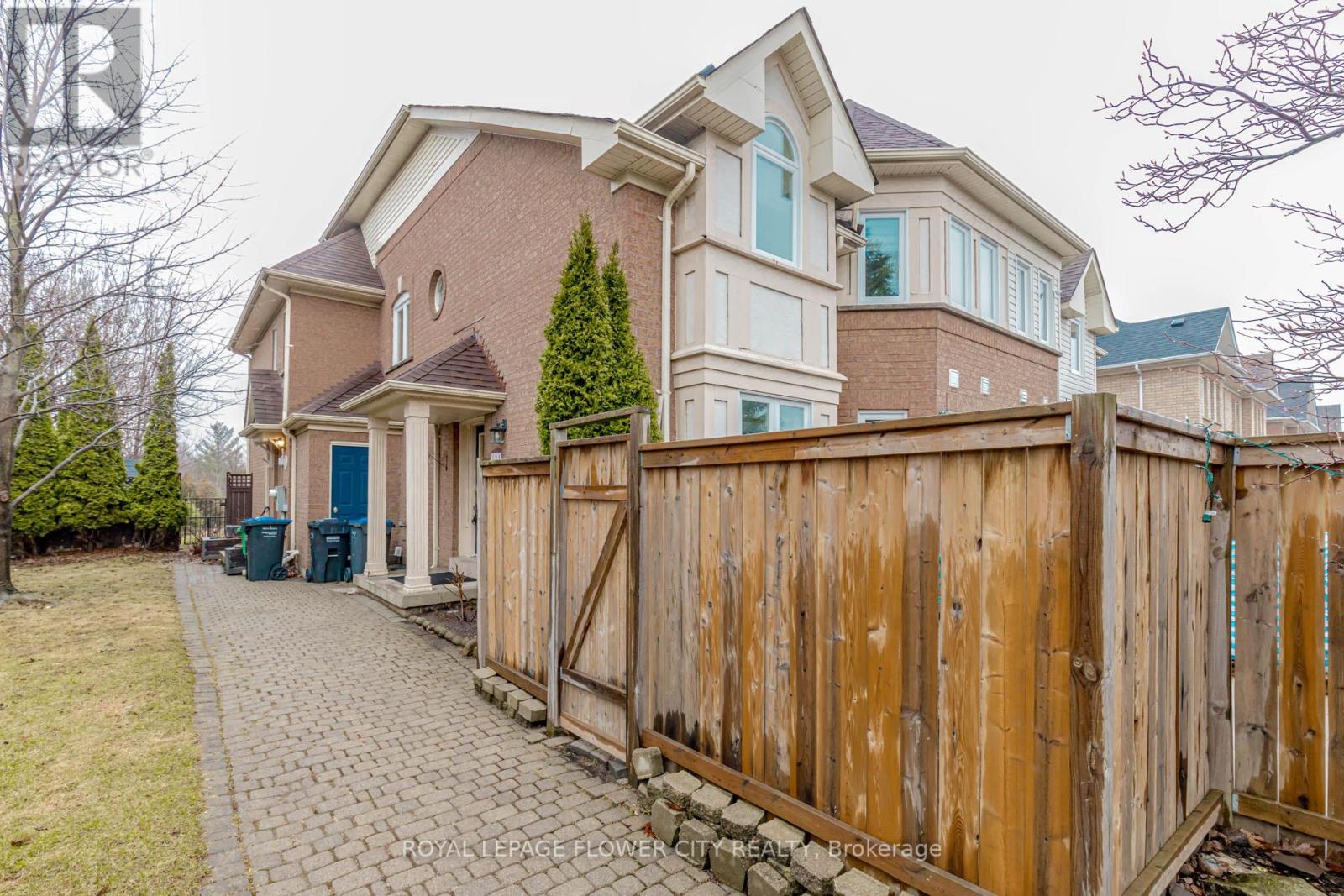 194 PRESSED BRICK DRIVE - 5