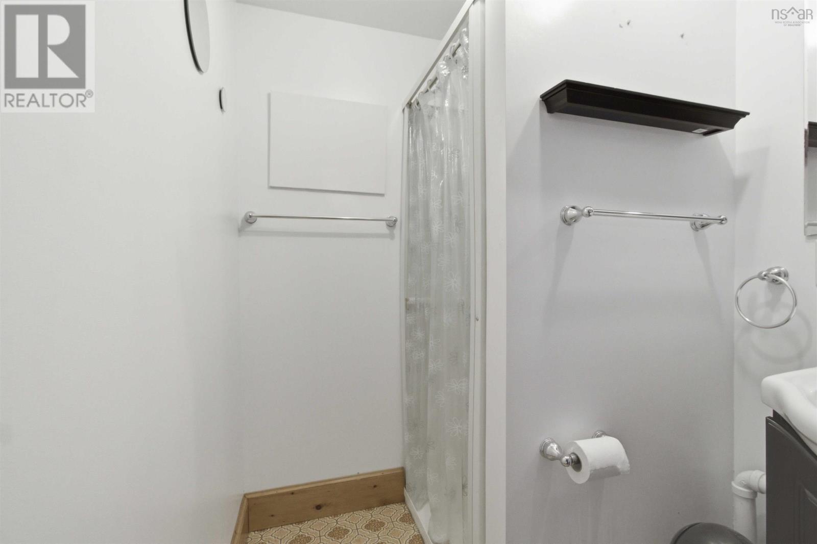 Property 19 of 29 of 719 Gilberts Lane