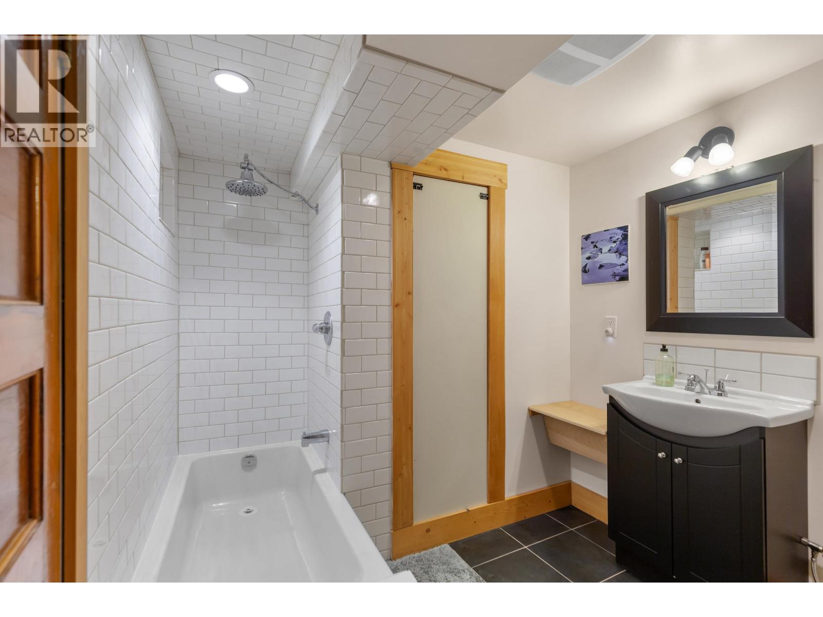 2688 INLANDER STREET - 23