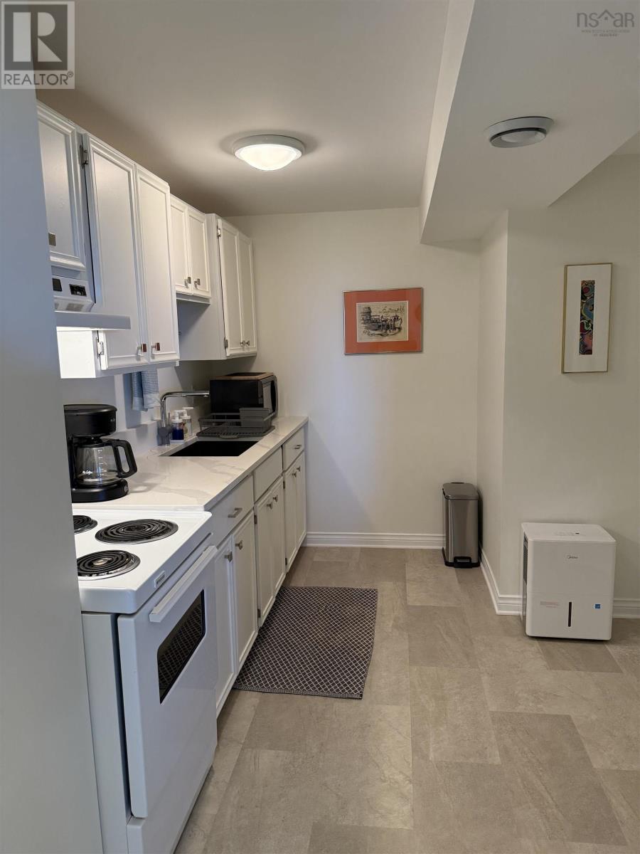 Property 21 of 42 of 161 Harbour Heights Road