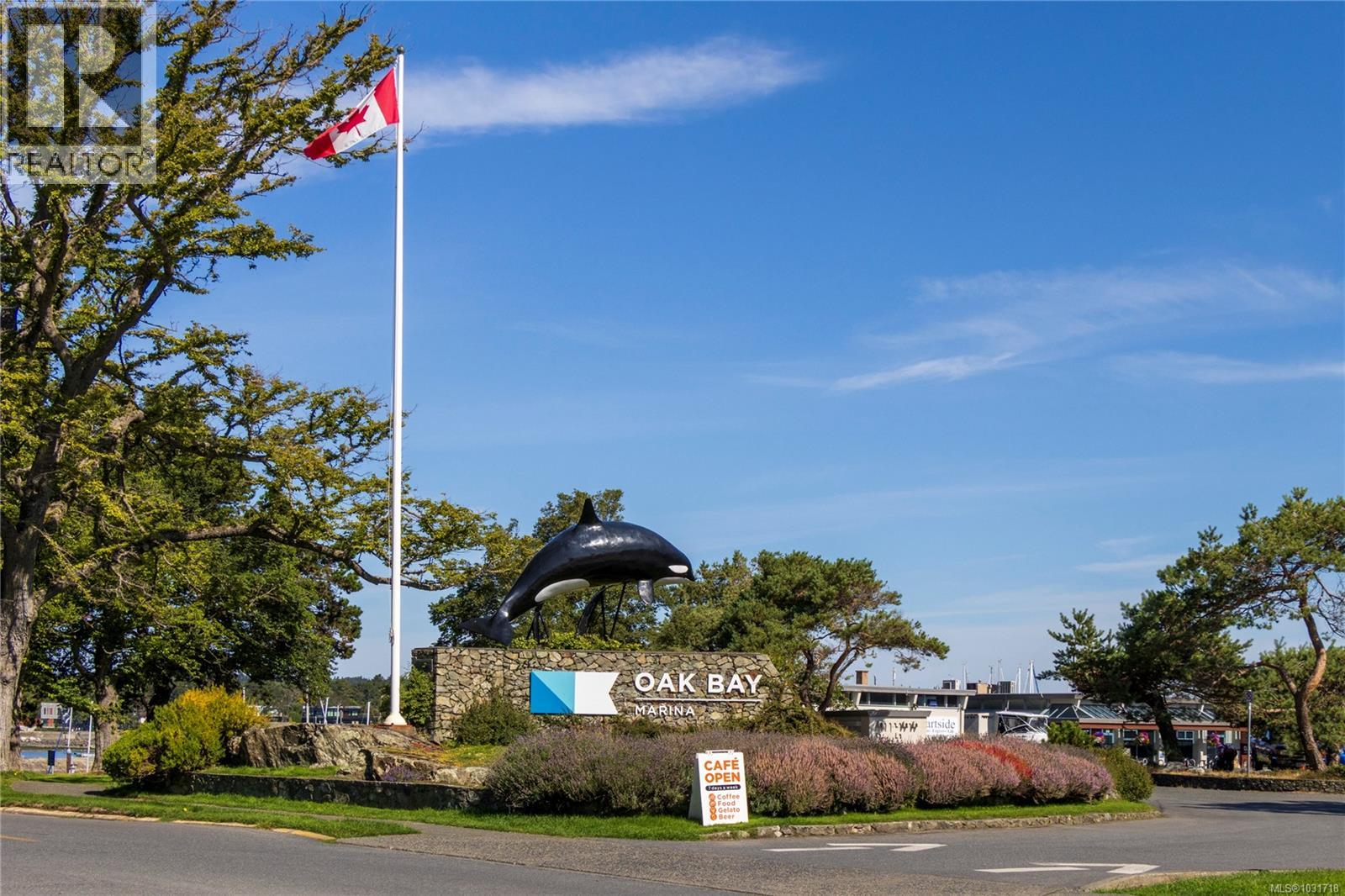 104 1284 Beach Drive, Oak Bay