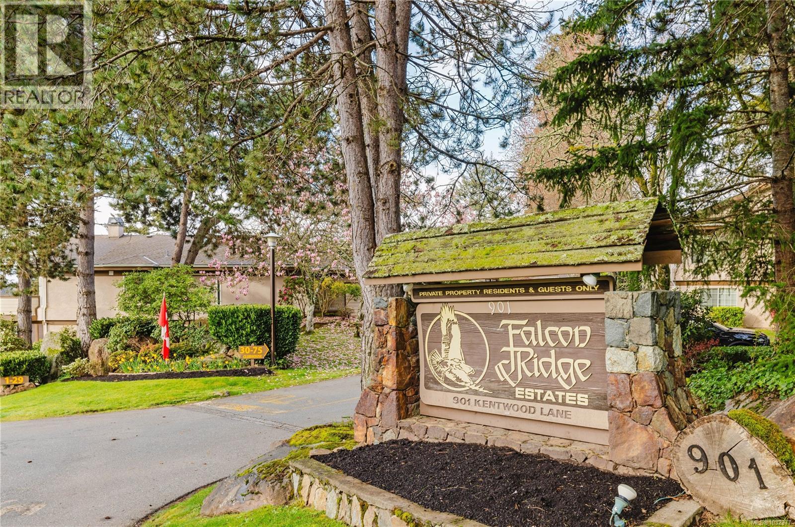 #4 901 KENTWOOD LANE - 45