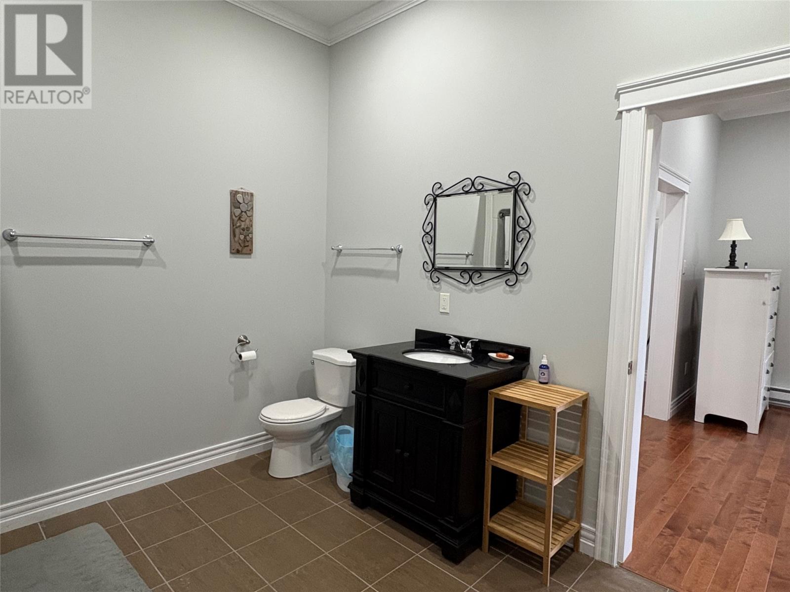1671 Oceanview Drive — photo 15