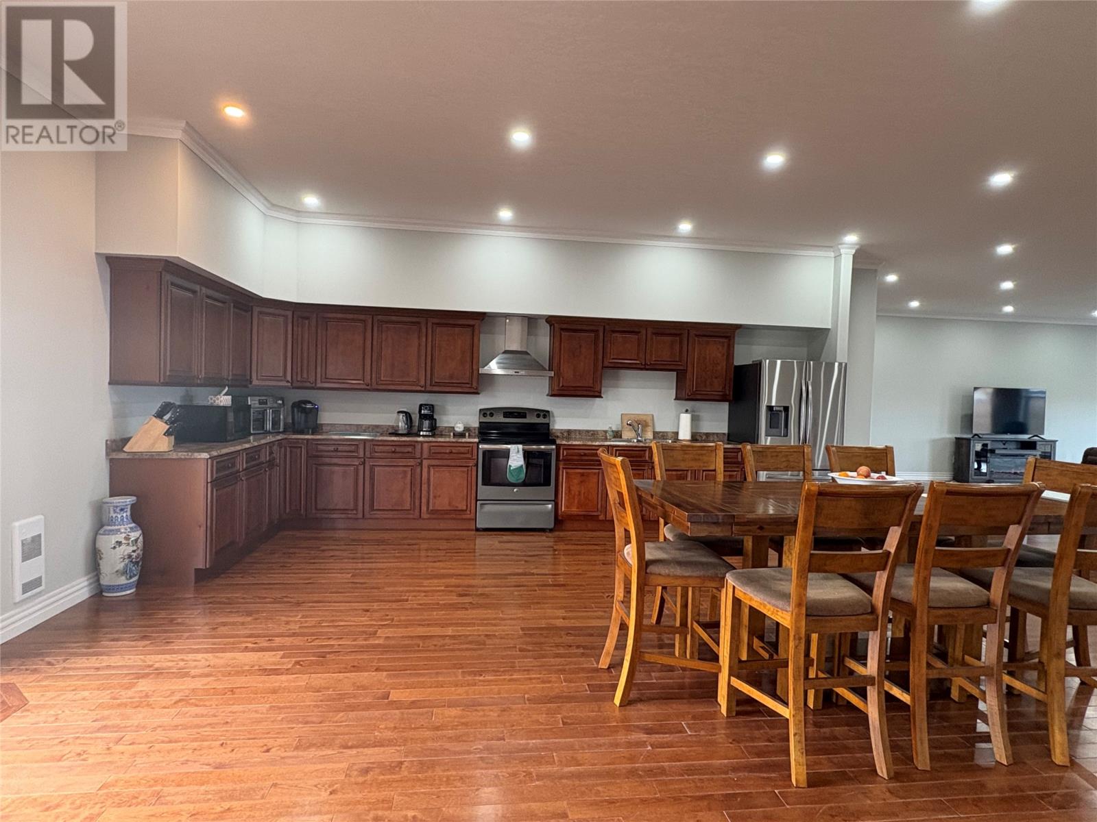 1671 Oceanview Drive — photo 37