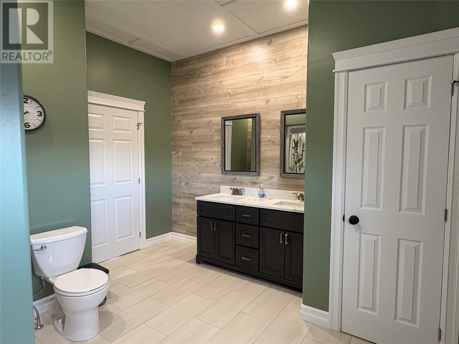 1671 Oceanview Drive — photo 50
