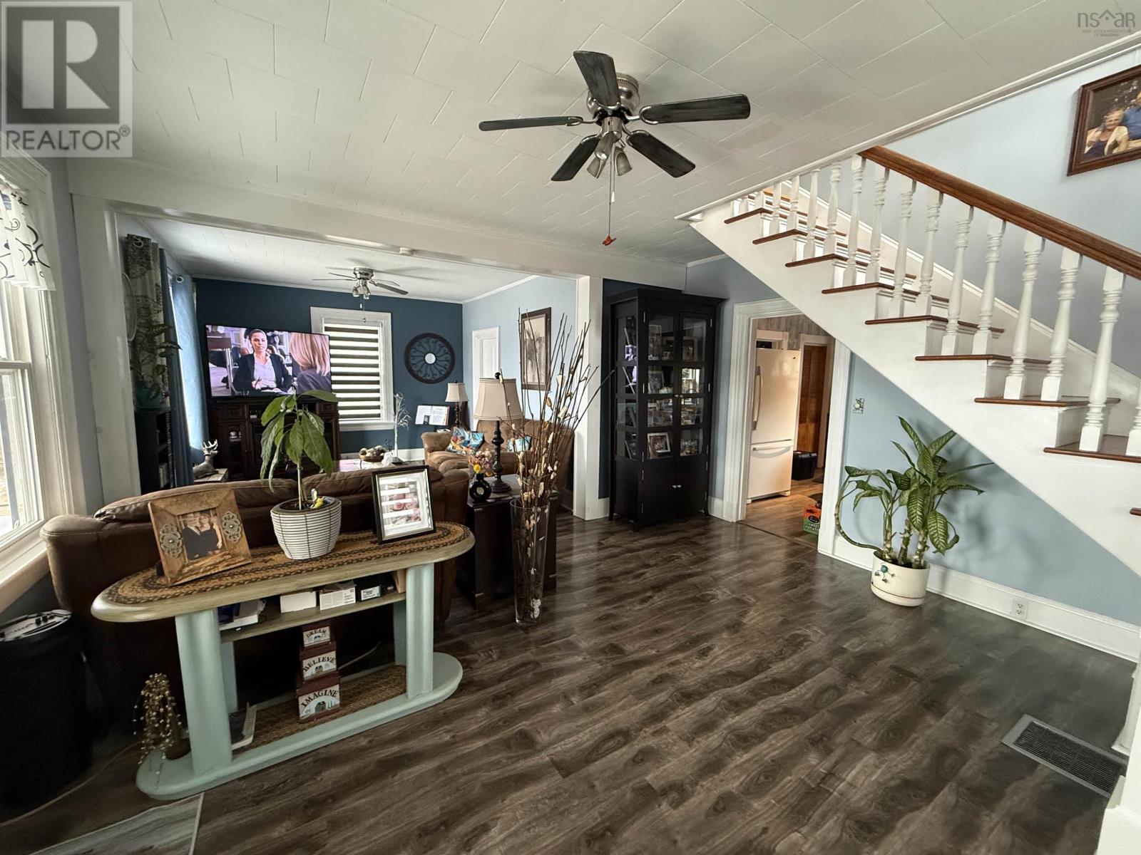 Property 25 of 49 of 13720 Highway 3