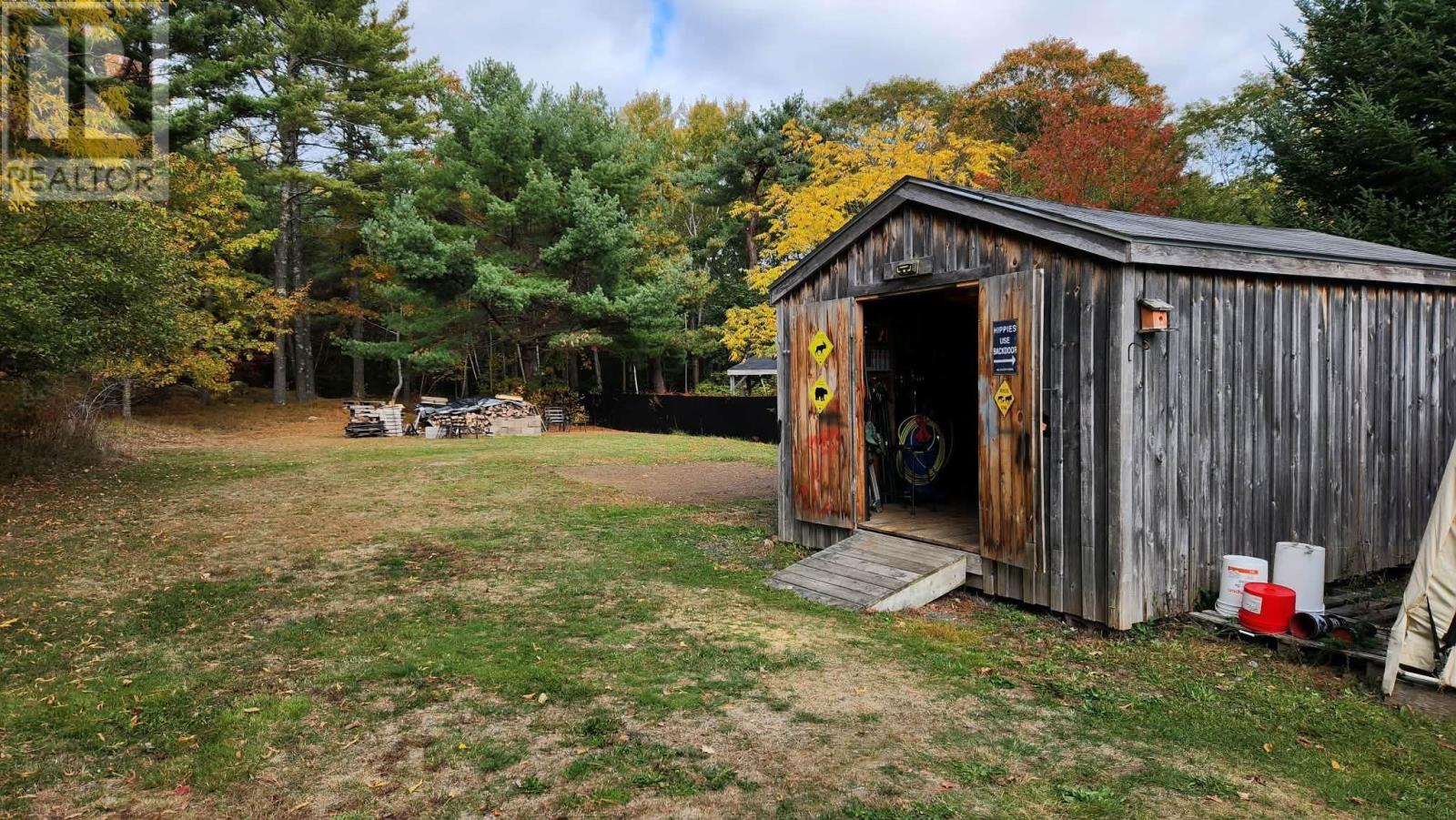 Property 5 of 49 of 13720 Highway 3