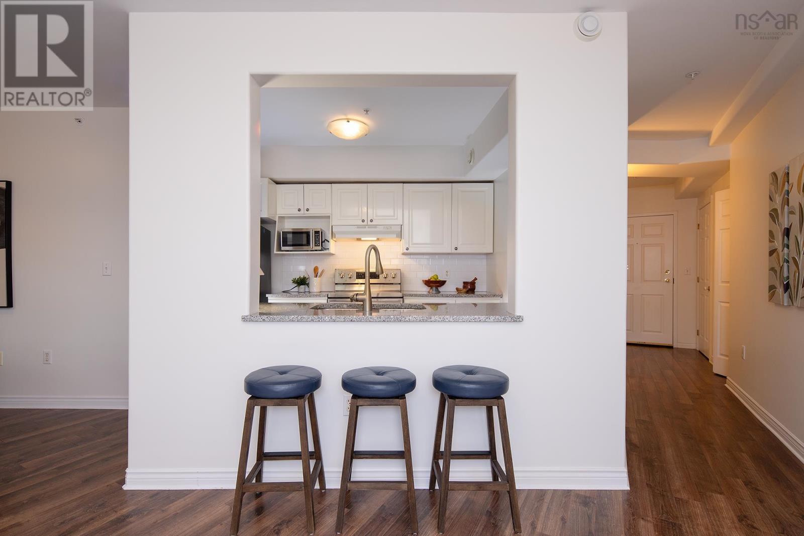 Property 9 of 46 of 302 30 Waterfront Drive