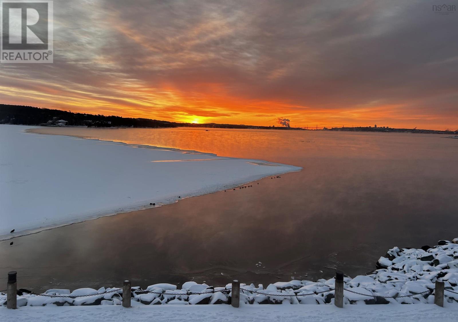 Property 4 of 46 of 302 30 Waterfront Drive