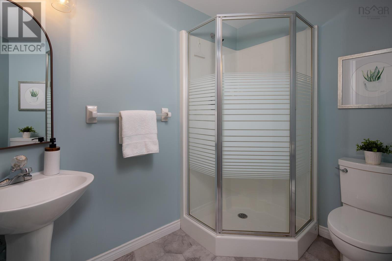 Property 33 of 46 of 302 30 Waterfront Drive