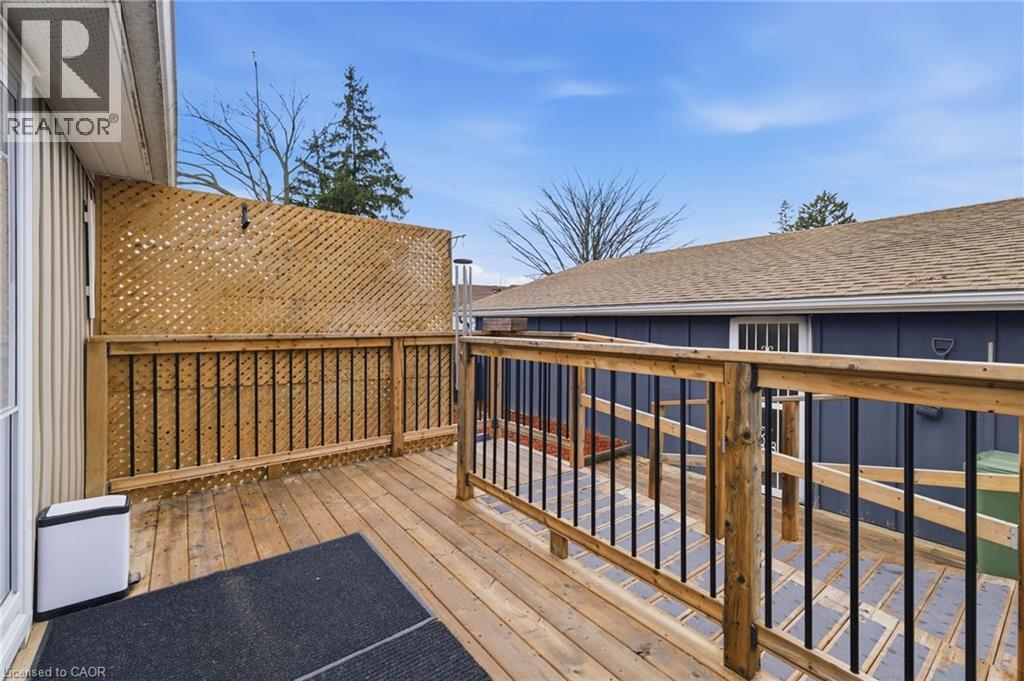 138 GLENHOLME Avenue - 33