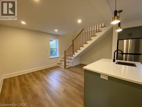 322 HURON Street Unit# Upper, Stratford, Ontario, N5A5T4 — Photo 12