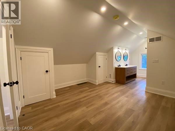 322 HURON Street Unit# Upper, Stratford, Ontario, N5A5T4 — Photo 11