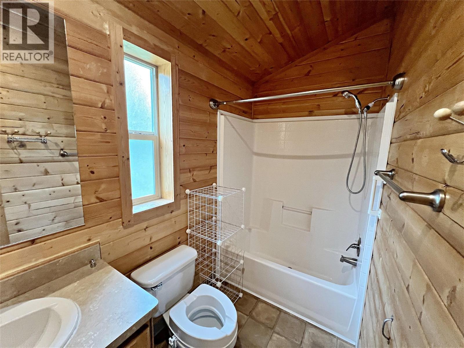 9 4835 Paradise Valley Drive, Peachland