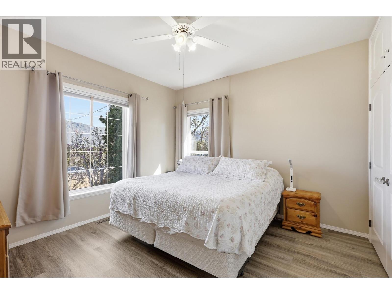 769 DOUGLAS STREET - 19