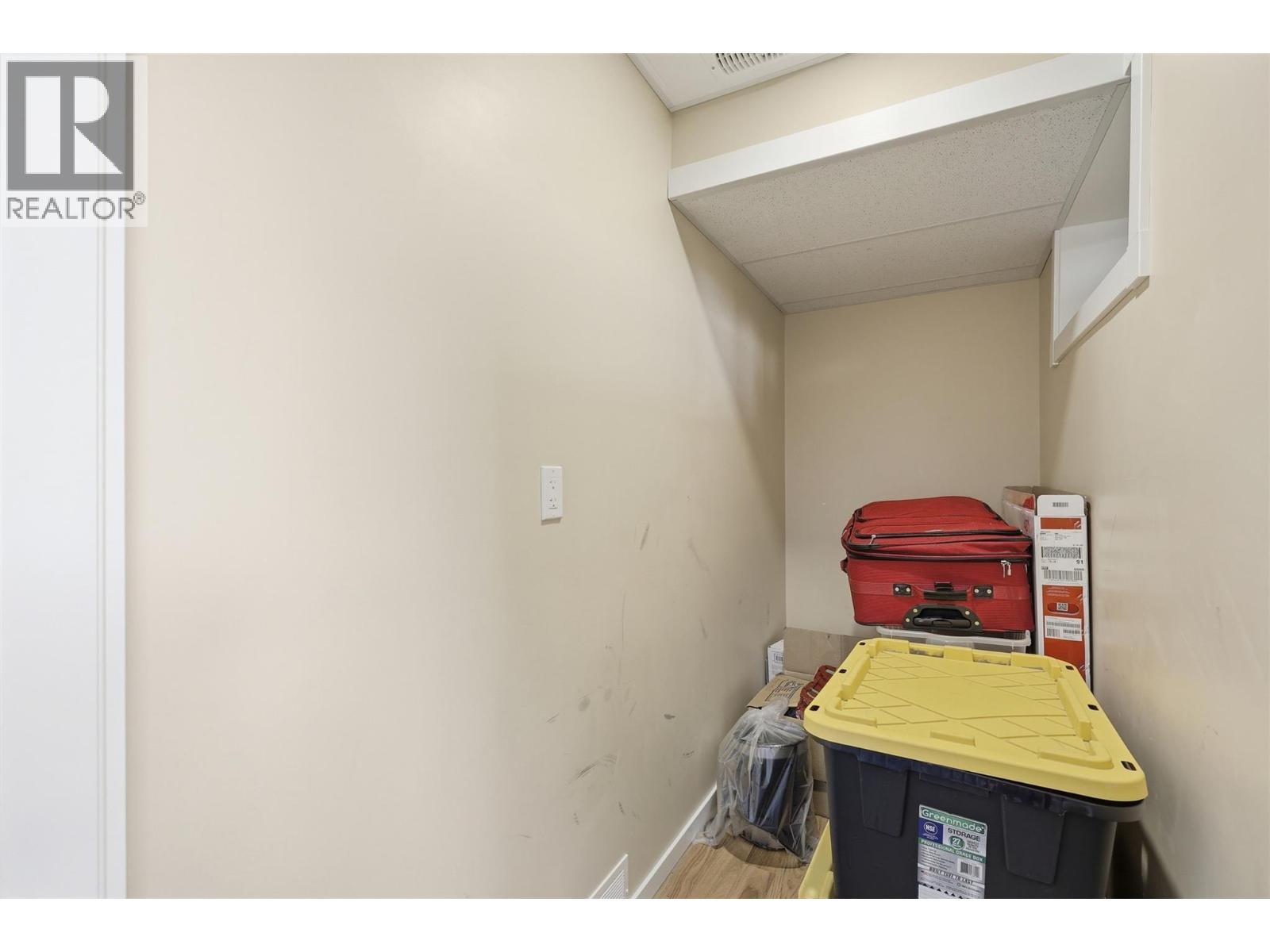 769 DOUGLAS STREET - 47