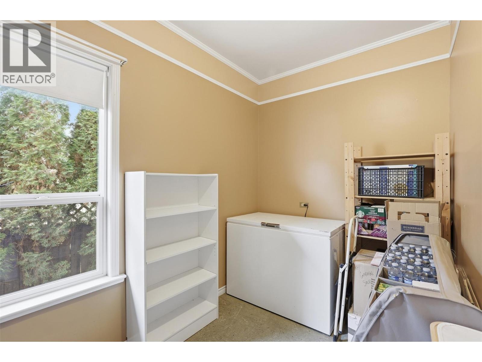 769 DOUGLAS STREET - 26