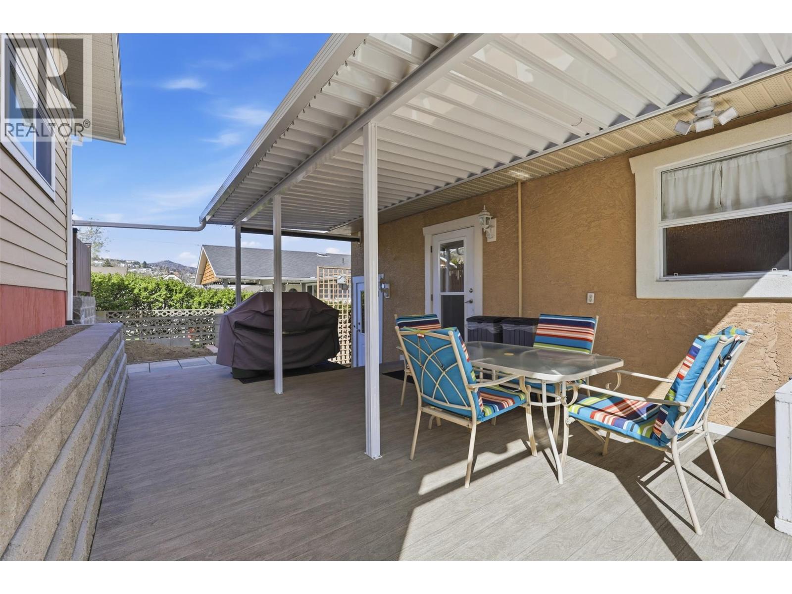 769 DOUGLAS STREET - 30