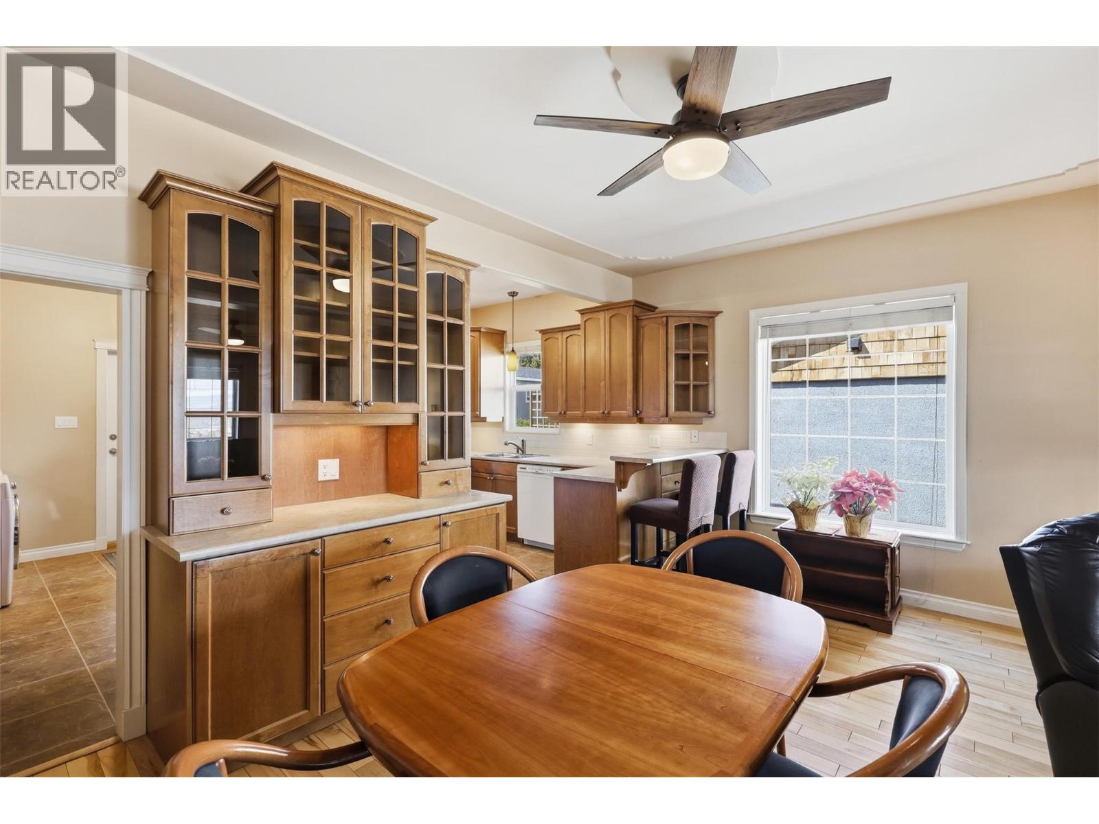 769 DOUGLAS STREET - 14