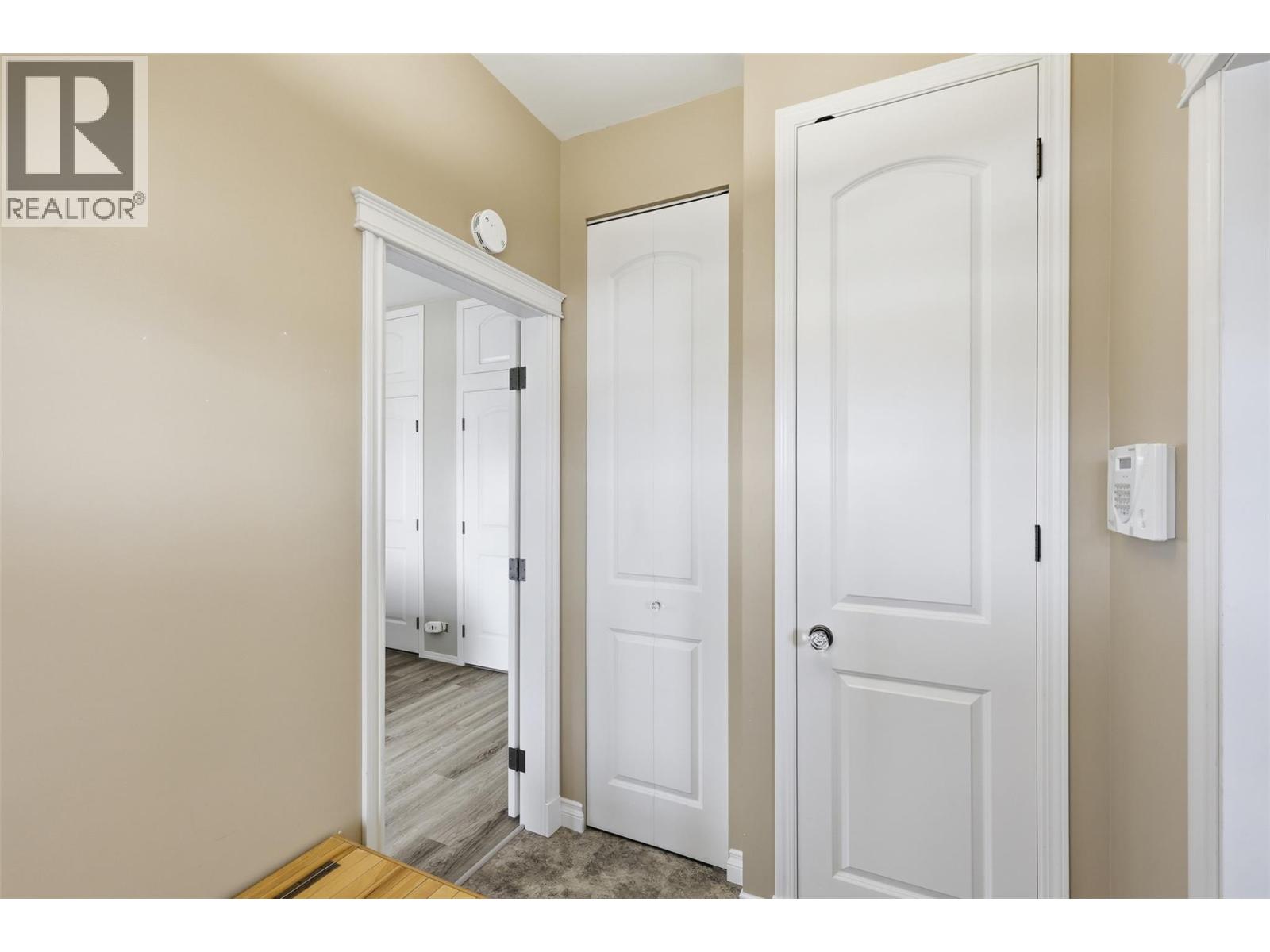 769 DOUGLAS STREET - 18